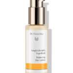 Dr. Hauschka Vyrovnávající denní pleťové mléko (Balancing Day Lotion) 50 ml